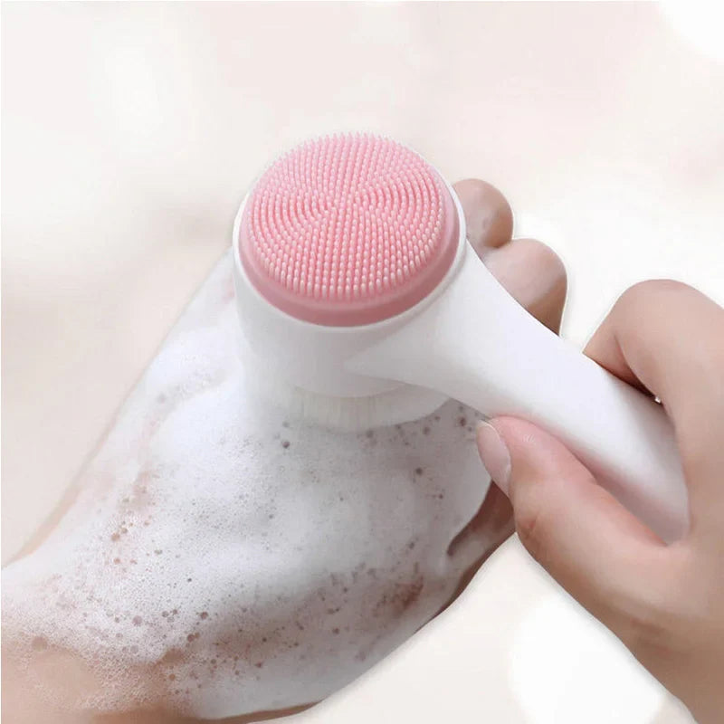 Gentle Glow Face Brush